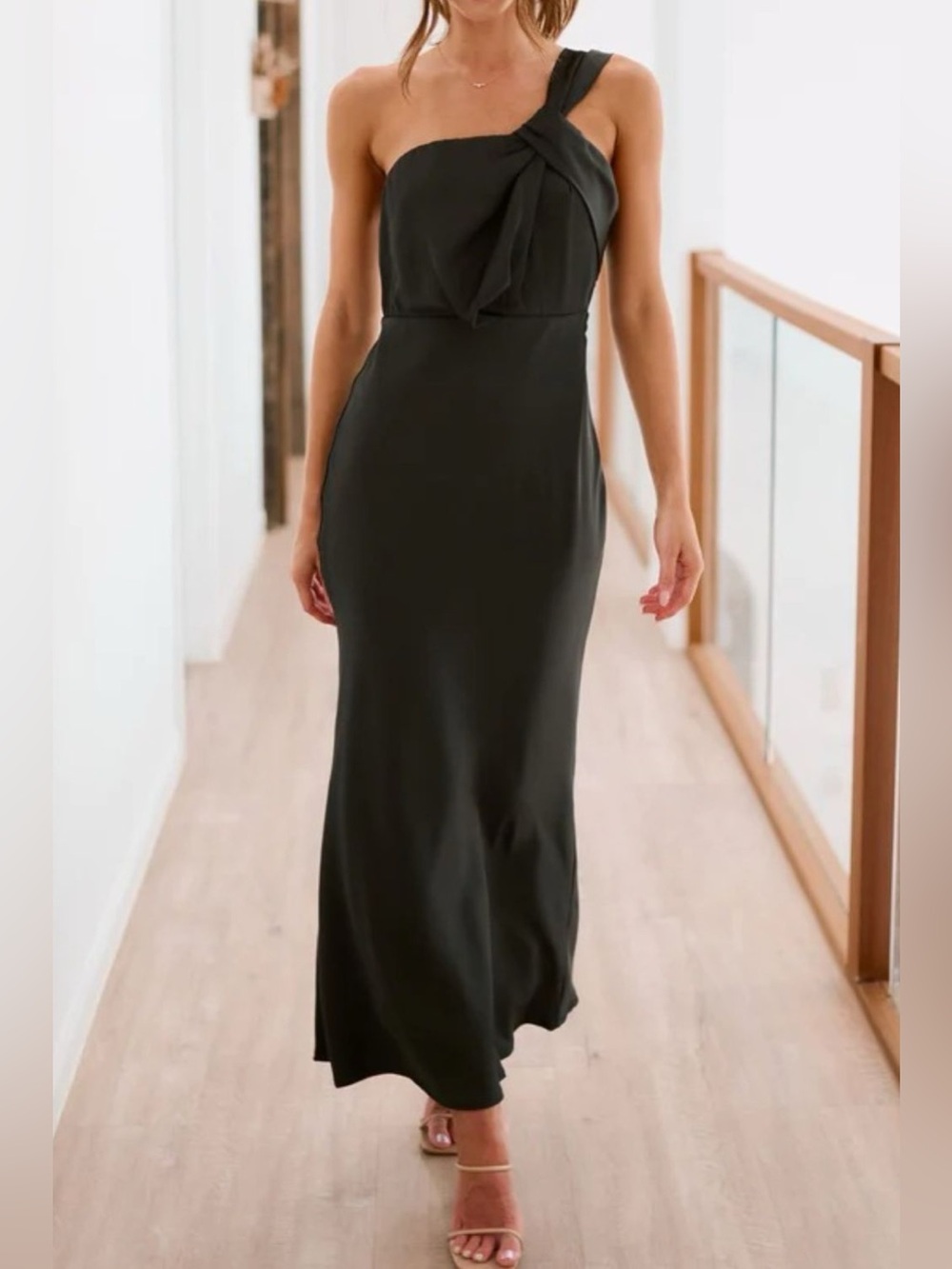 Single Shoulder Sleeveless Maxi Dress